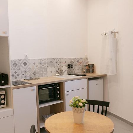 Studio Vaucluse Clovis LʼIsle-sur-la-Sorgue 외부 사진